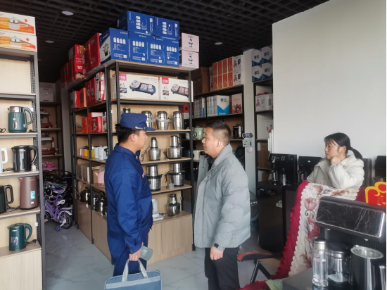 菏泽市鄄城县红船镇扎实开展消防安全检查、烟花爆竹摸排工作